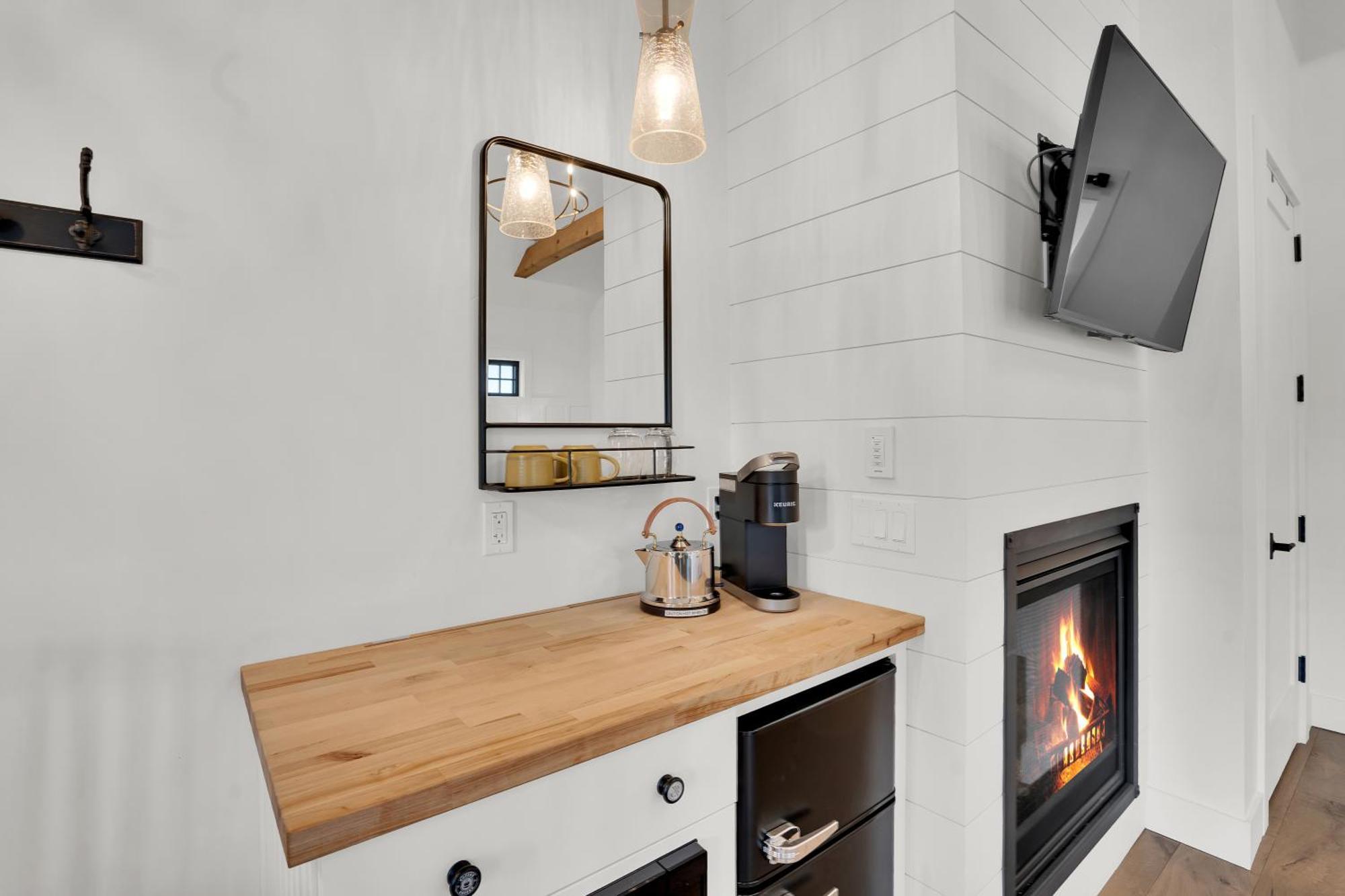The Scout Boutique Cottages Систърс Екстериор снимка