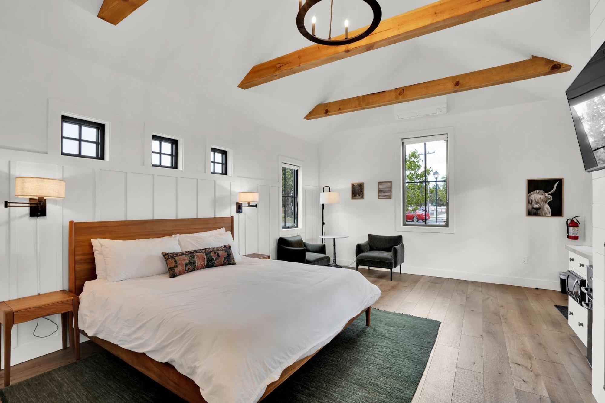 The Scout Boutique Cottages Систърс Екстериор снимка