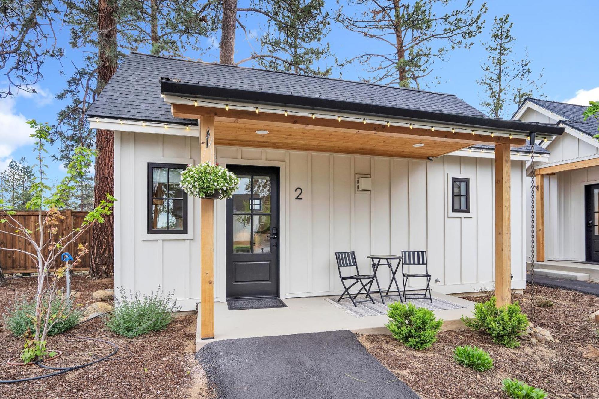 The Scout Boutique Cottages Систърс Екстериор снимка